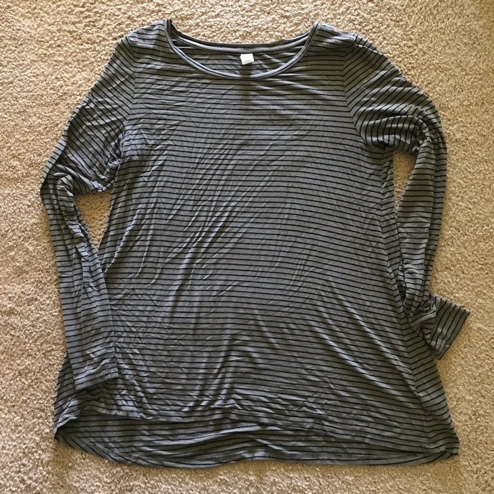 Old Navy luxe tee